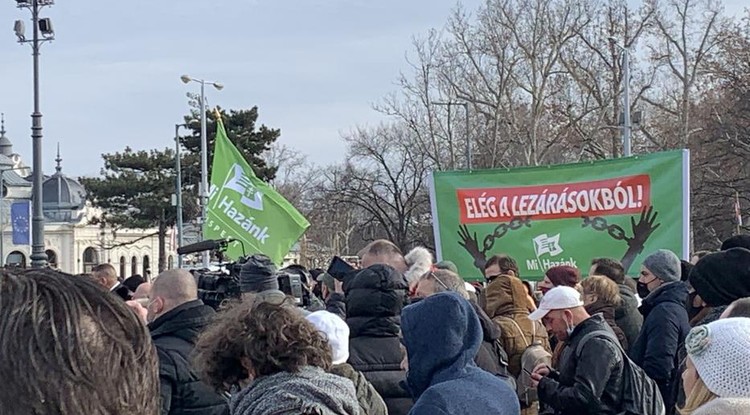 Tüntetés a Hősök terén, 2021.01.31