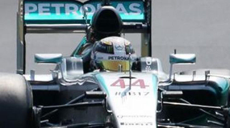 Lewis Hamilton otthon van a Hungaroringen