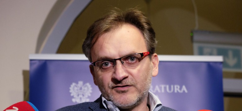 Emocje na konferencji prokuratora. "Przepraszam, sprawa dotyczy osoby, którą uważam za bohatera"