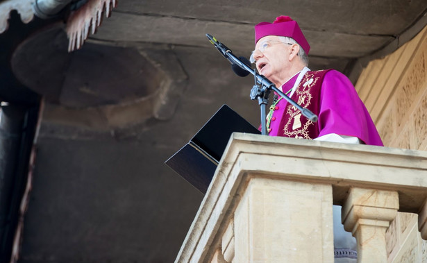 Wielki Piątek w Kościele. Arcybiskup Jędraszewski mówi o "olbrzymiej fali lewackiego hejtu"