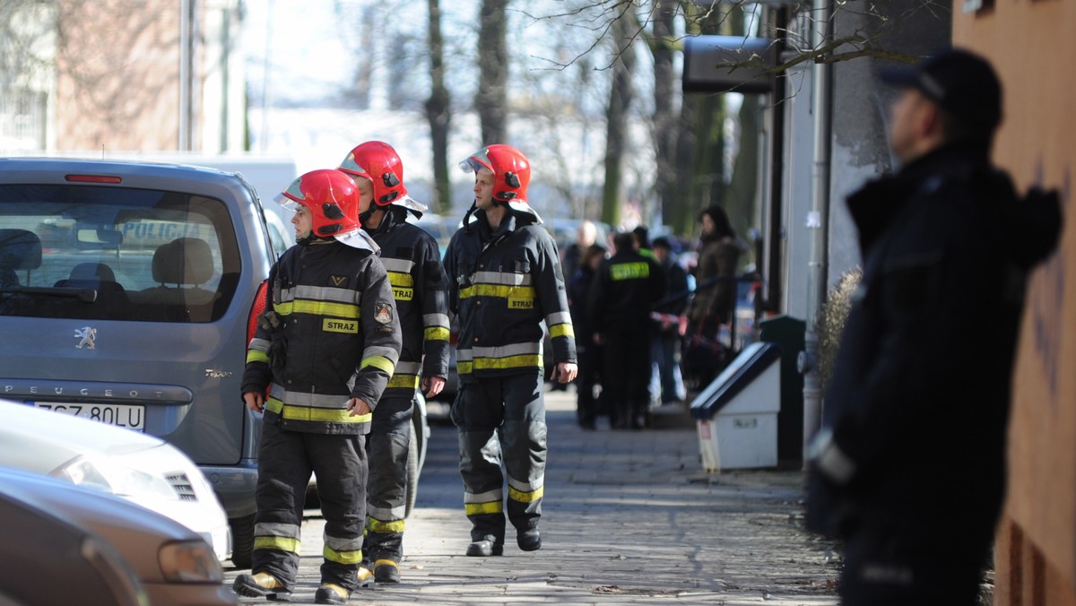 Saperzy wywieźli niewybuchy znalezione w piwnicy jednej ze szczecińskich kamienic. Ewakuowani na czas tej operacji mieszkańcy wrócili do domów - poinformowano w zespole prasowym Komendy Wojewódzkiej Policji w Szczecinie.