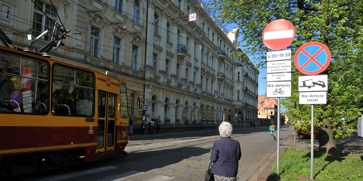 ULICA ZIELONA, KORKI, 