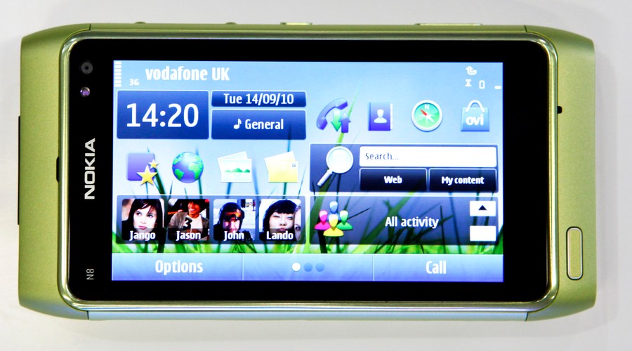 3. Nokia N8