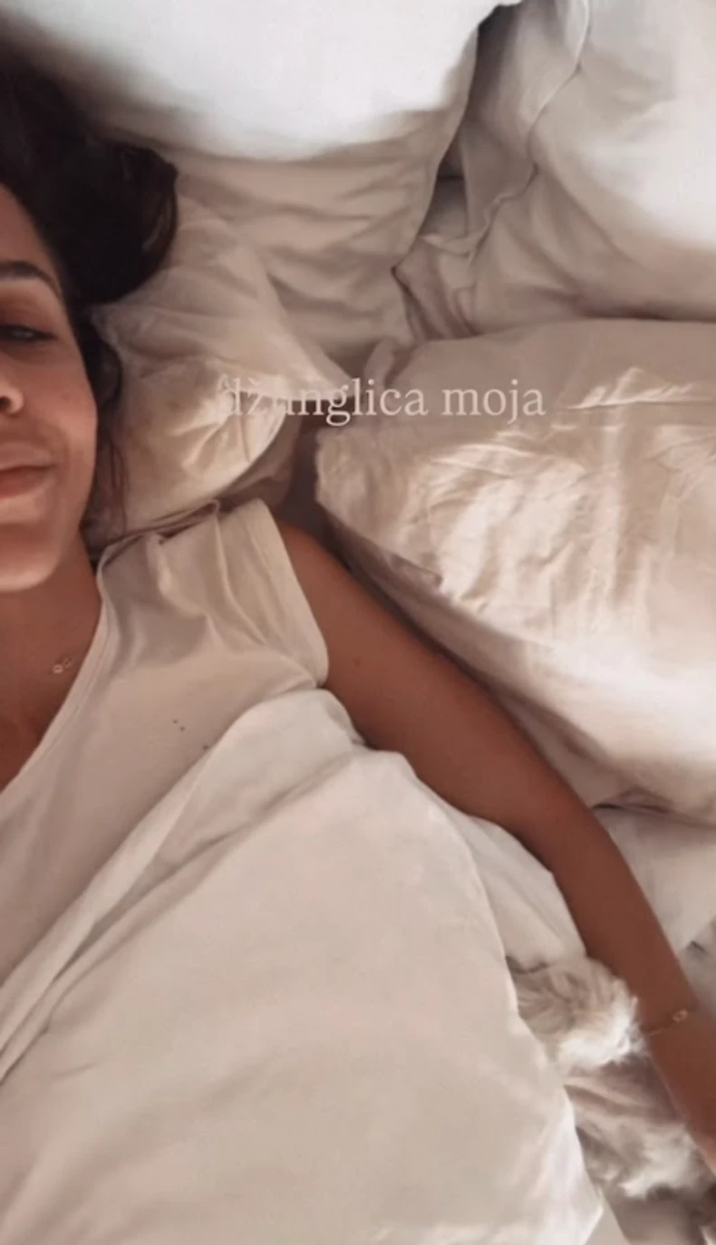 Ivana Dudić u krevetu