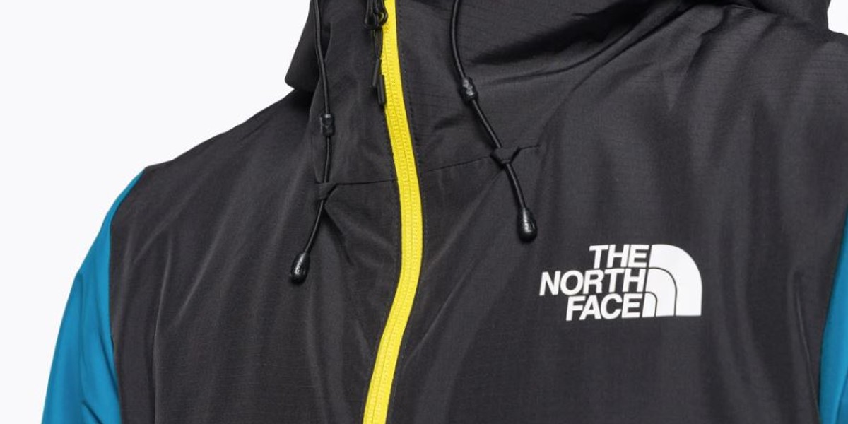 Kurtki The North Face w zimowej wyprzedaży: zniżki nawet do 30 proc.