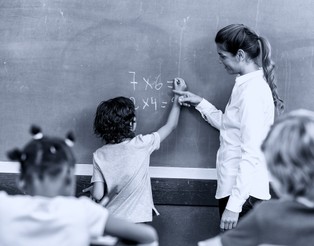 Wyższa emerytura dla nauczycielek. Ale tylko tych urodzonych w 1953 r.