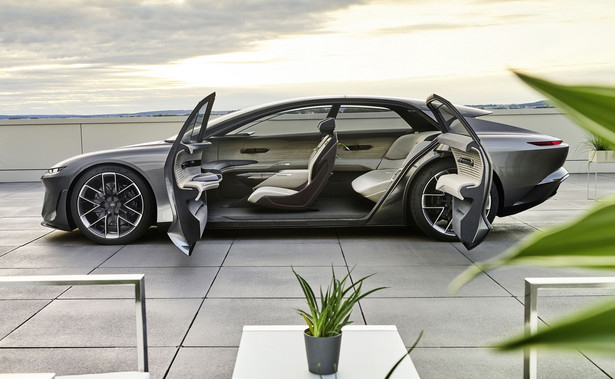 Audi grandsphere concept