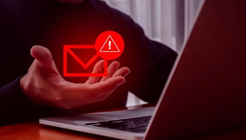 Co trzeci Polak boi się kradzieży pieniędzy. Cyberataki przerażają bardziej niż utrata pracy