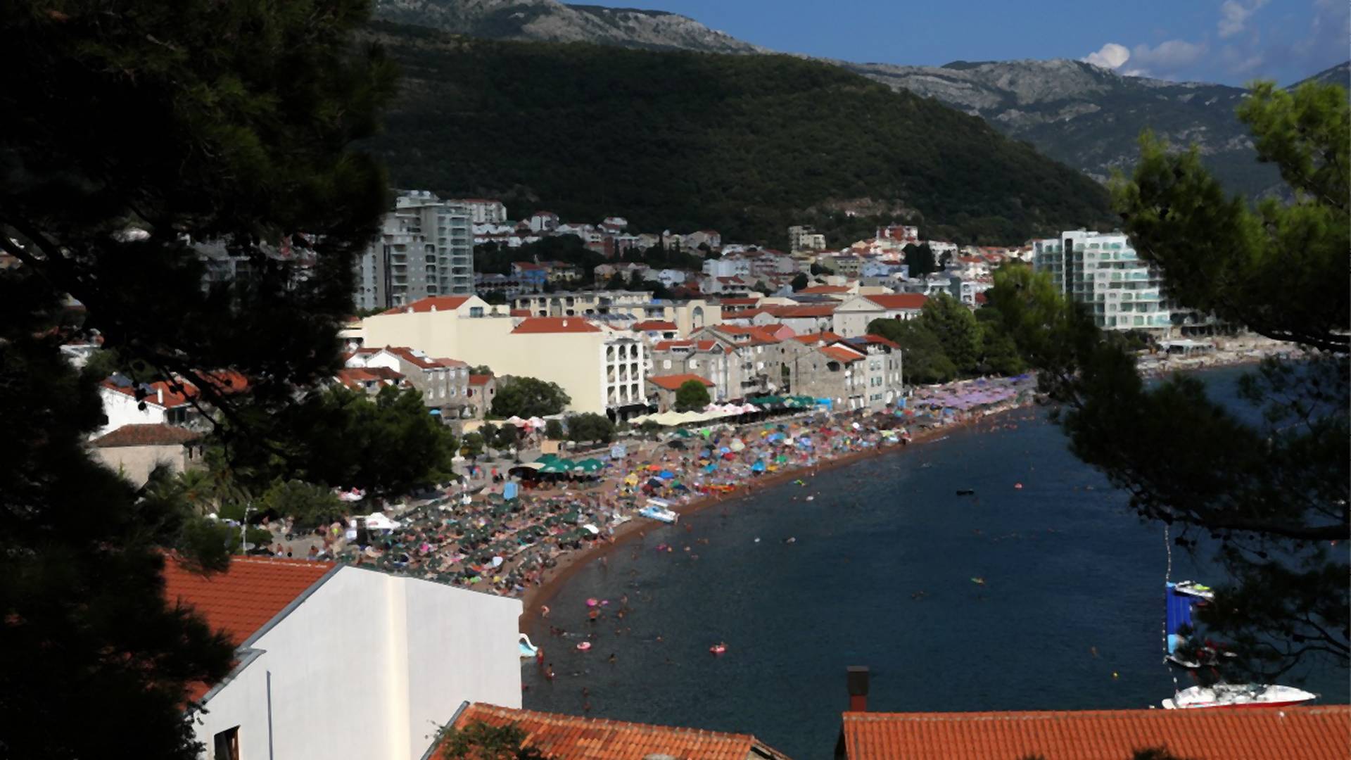 Crna Gora sprema otvaranje granica za Srbe, ali turiste čekaju nove mere za odlazak u Bosnu