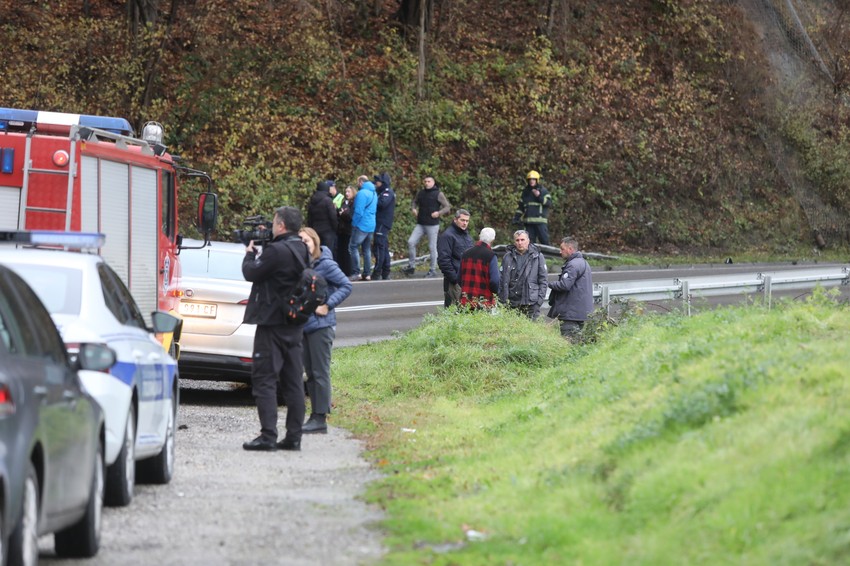 Izvlačenje auta u kojem je bila nestala Ana Radović