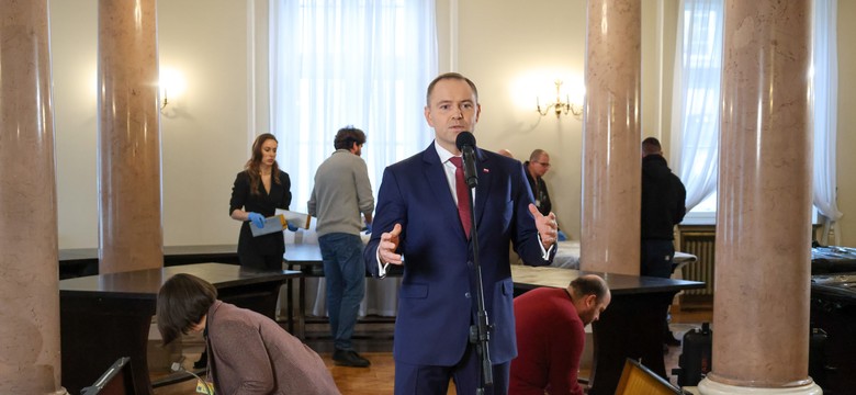 Niemcy o Okrągłym Stole: Nawrocki miał wtedy 6 lat