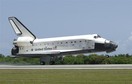 US SPACE SHUTTLE ENDEAVOUR - LANDING IN FLORIDA