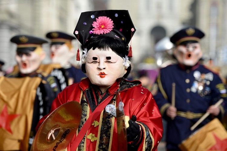 Horror na ulicach! Niezwykły karnawał w Lucernie
