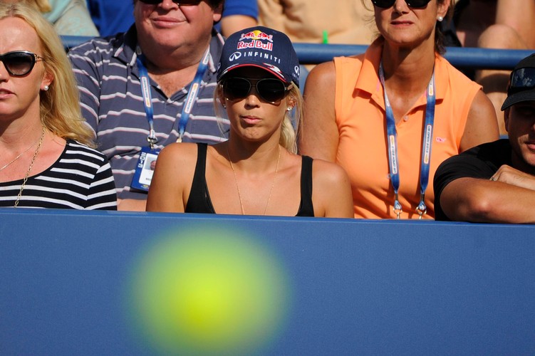 Tenisiści mają piękne kobiety. To dla nich zarabiają miliony