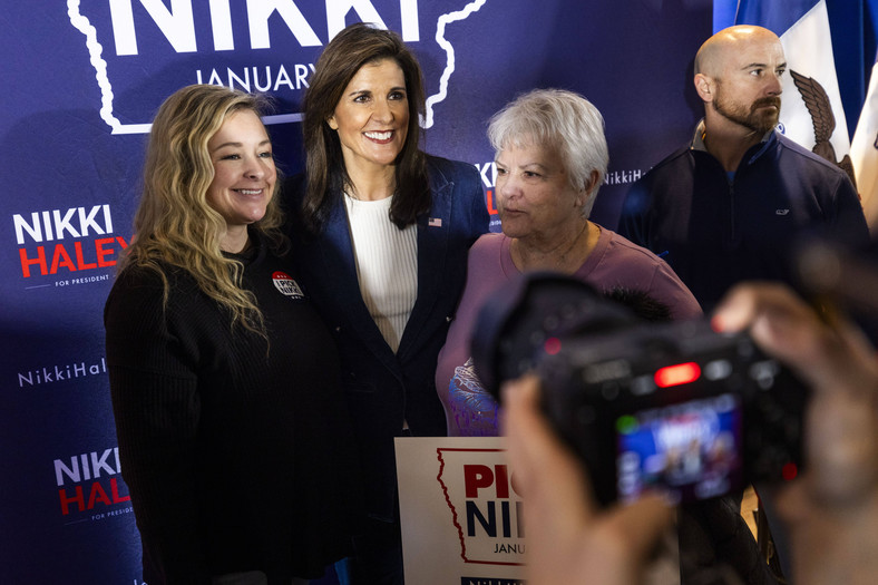 Nikki Haley w trakcie spotkania z wyborcami