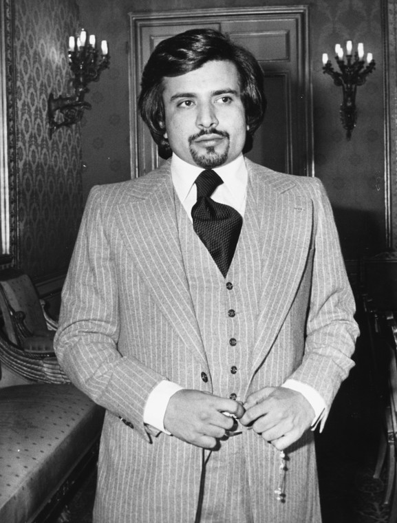  Abdelaziz Bin Khalifa Al Thani w 1980 r.
