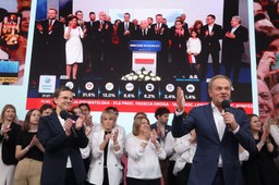 Będzie kontrola wykonania 100 konkretów KO. Poseł Jakubiak z Kukiz'15: Zebrałem podpisy o powołanie zespołu ds. nadzoru