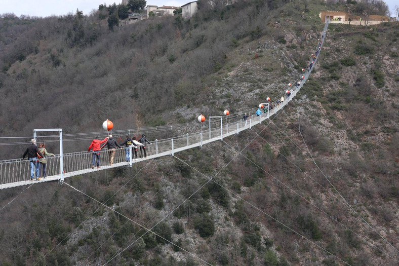 Najwyższy most tybetański w Europie, we Włoszech