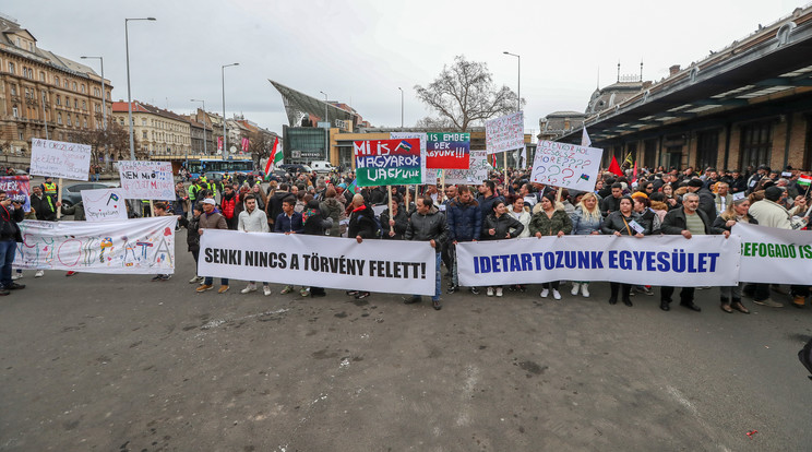 Szabad Bíróság! Szabad Gyöngyöspata! tüntetés Budapesten / Fotó: Isza Ferenc