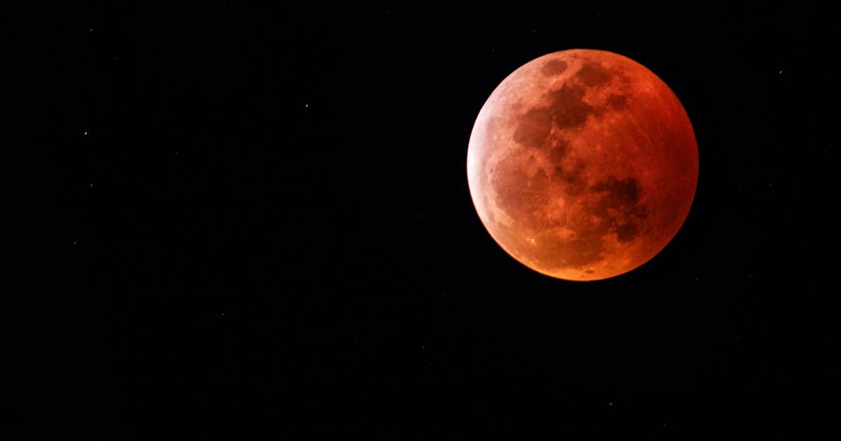 Luna de sangre durante la luna llena de mayo: ¿cuándo la veremos en Polonia?