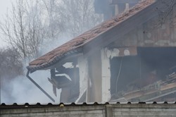 Wybuch pieca zniszczył dom w Poznaniu. ZDJĘCIA