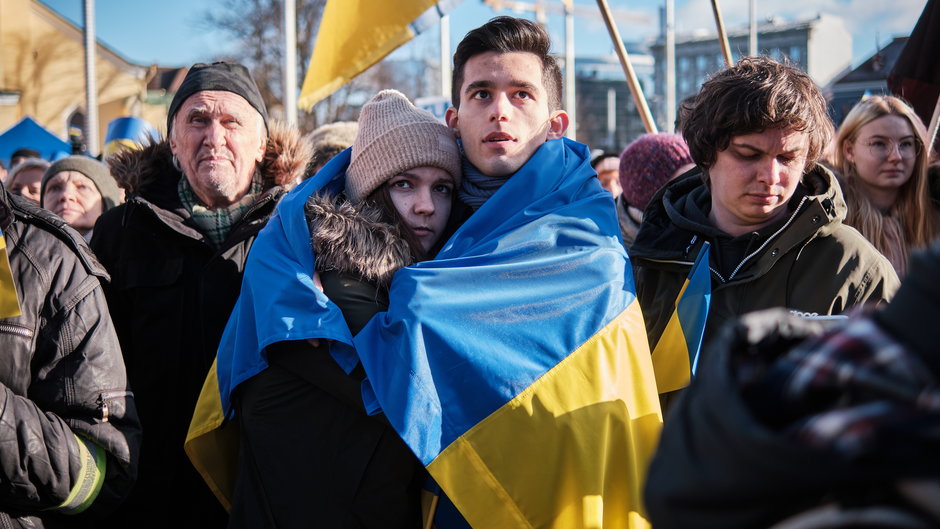 Demonstracja poparcia dla Ukrainy w Tallinie, dwa dni po wybuchu wojny, 26 lutego 2022 r.