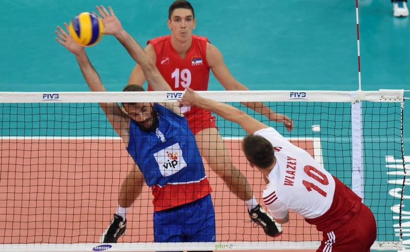 Polscy siatkarze zmietli z parkietu Serbów. Udany początek MŚ