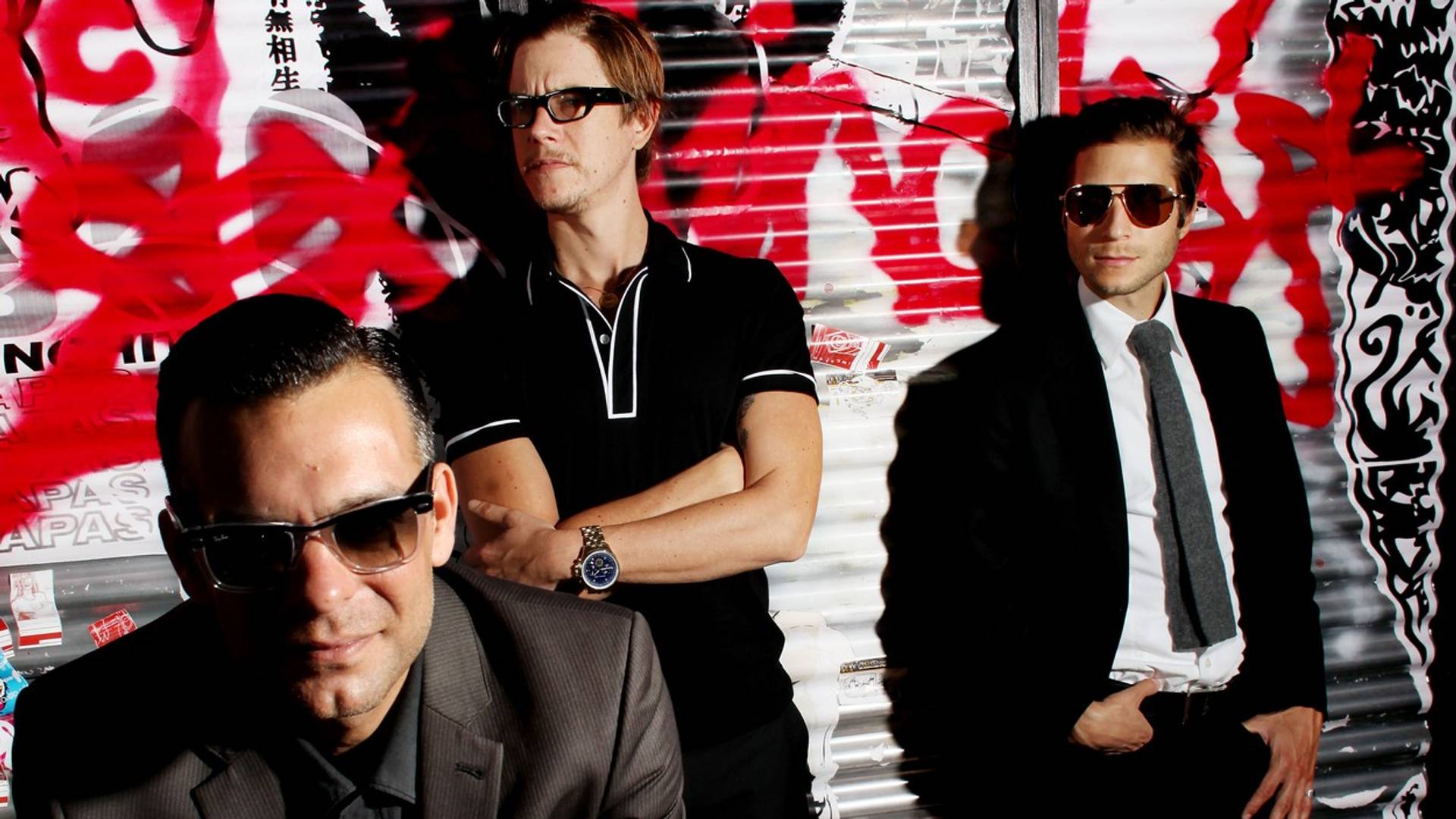 Interpol slavi u Beogradu jubilej albuma "Turn On The Bright Lights"