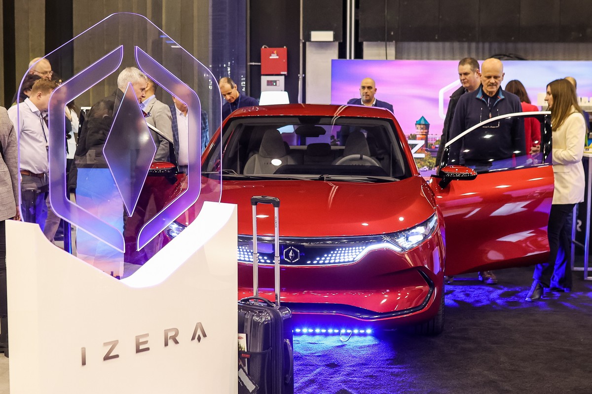 Zwolnienia grupowe w ElectroMobility Poland. Spółka odpowiedzialna za projekt Izery żegna pracowników [NEWS DGP]
