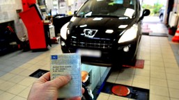 wchodzi nowe badanie auta. diagnosta: w 2026 jedna usterka i żegnasz się z dowodem