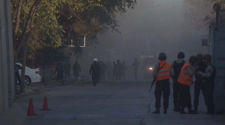 A hírek szerint nyolcan haltak meg a Kabul belvárosában történt robbantásban /Fotó: AFP