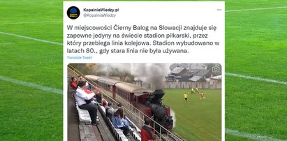 Najdziwniejszy stadion świata? Piłkarze rozgrywają mecz, a tu nagle taka sytuacja!