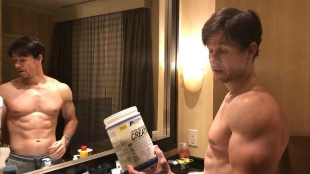 Aktor Mark Wahlberg regularnie stosuje kreatynę