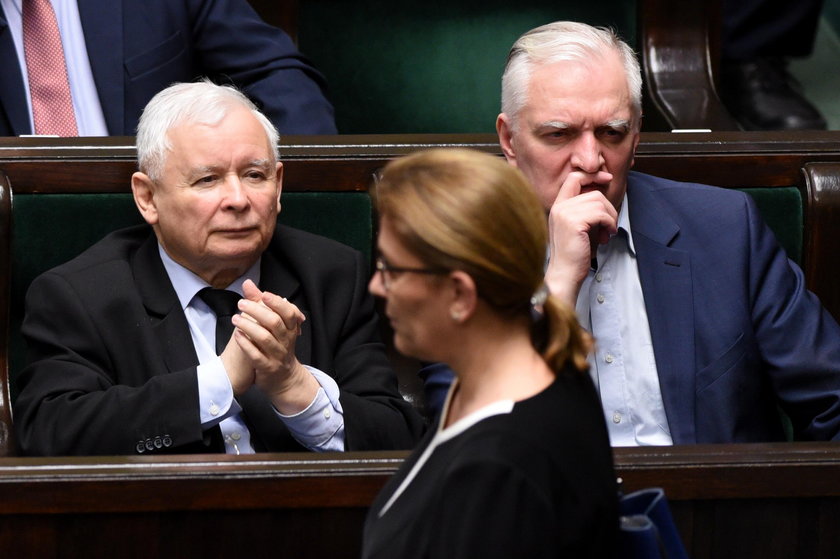 Sejm zagłosował za jawnością wynagrodzeń w NBP