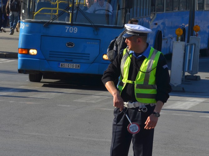 115892_novi-sad-saobracajna-policija-210314-ras-foto-nenad-mihajlovic-4