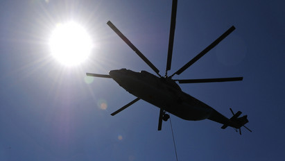 Légibaleset Tordánál: helikopter zuhant le, a személyzet csodával határos módon túlélte, sőt...