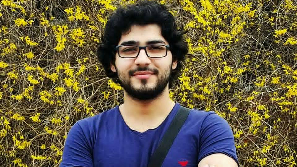 Masoud Aqil, dziennikarz z Syrii, był więźniem tzw. Państwa Islamskiego, przeżył tortury i pozorowane egzekucje. Teraz ściga bojowników ISIS w Niemczech. Pierwszy ślad prowadzi do Bawarii.
