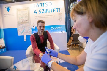 egy csepp figyelem, erős antóia, solti ádám, csonka andrás, diabétesz, cukorbetegség