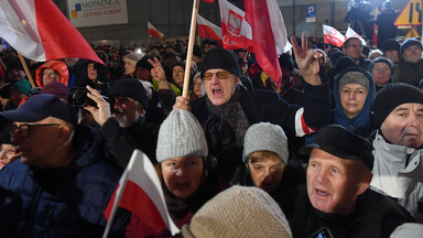 Ostre słowa po decyzji w sprawie TVP. "To nie jest Trybunał" [RELACJA NA ŻYWO]