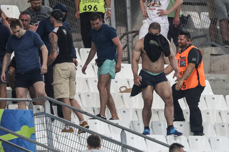 Navijačke tuče postale su normalna slika na EP u Francuskoj