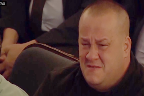 TUŽNO OBAVEŠTENJE! Oglasila se porodica pokojnog Halida Bešlića: Dino emotivno pozvao rodbinu na tevhid u džamiji