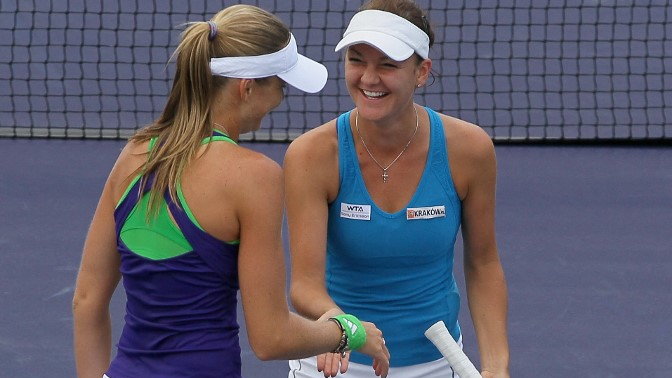 Daniela Hantuchova (L) i Agnieszka Radwańska (P)