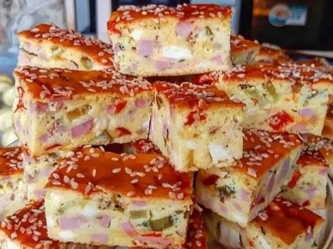 Dragica ima najbolji recept za carsku pitu: Pravi se brzo, a zbog ovog trika uvek je rumena