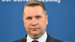 "najgorsza minister w najsłabszym rządzie". czarnek grzmi po aferze ze świadectwami