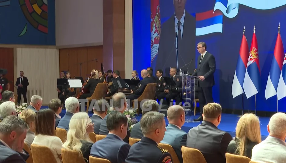 Aleksandar Vučić na dodeli vidovdanskih odlikovanja