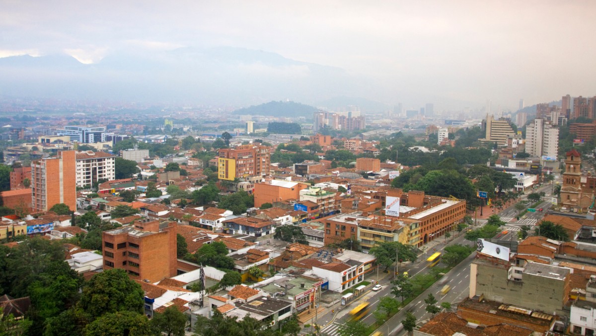 Medellin nie jest już siedzibą gangów kokainowych. A jego sławnego mieszkańca, barona narkotykowego, można już tylko zobaczyć na obrazie "Śmierć Pabla Escobara".