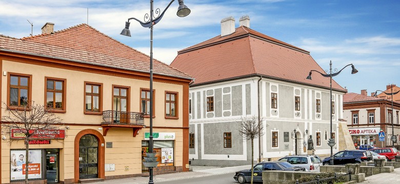 Bochnia gasi fake newsa o zasypaniu wykopalisk na przyjazd prezydenta Dudy