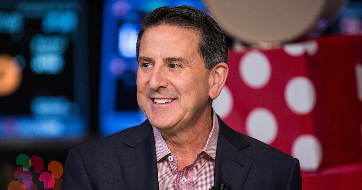 Target CEO Brian Cornell earned 680 times its median employee's pay ...