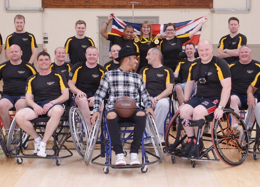 Lewis Hamilton wsparł rannych żołnierzy w ramach 2014 Invictus Games!