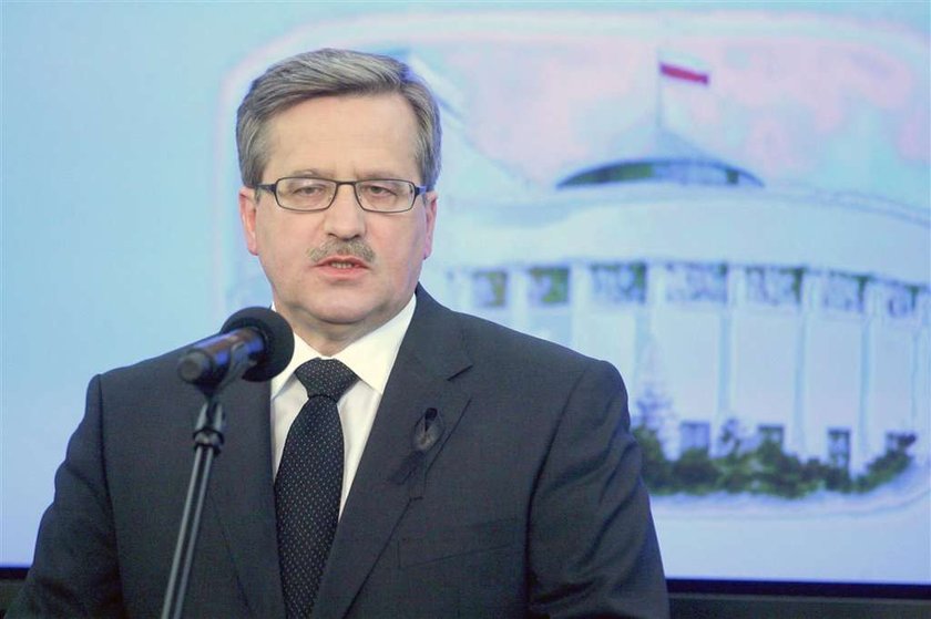 Komorowski chciał zrezygnować z kandydowania